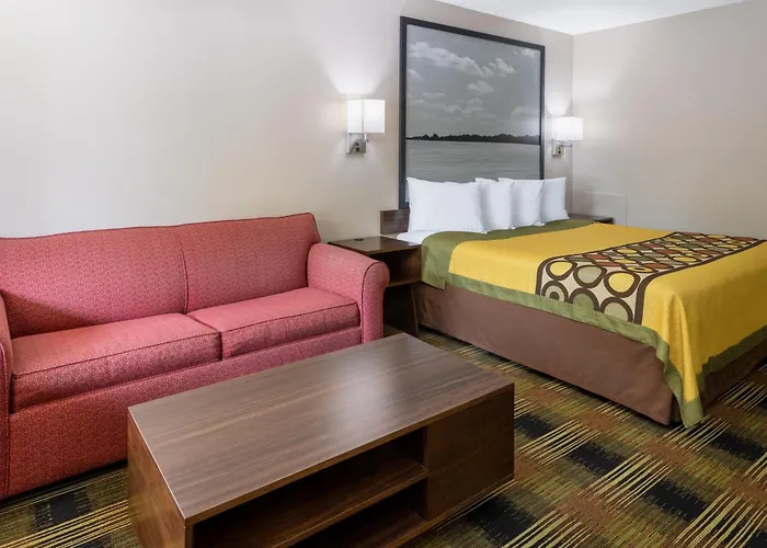 Super 8 by Wyndham Williamsburg/Historic Area