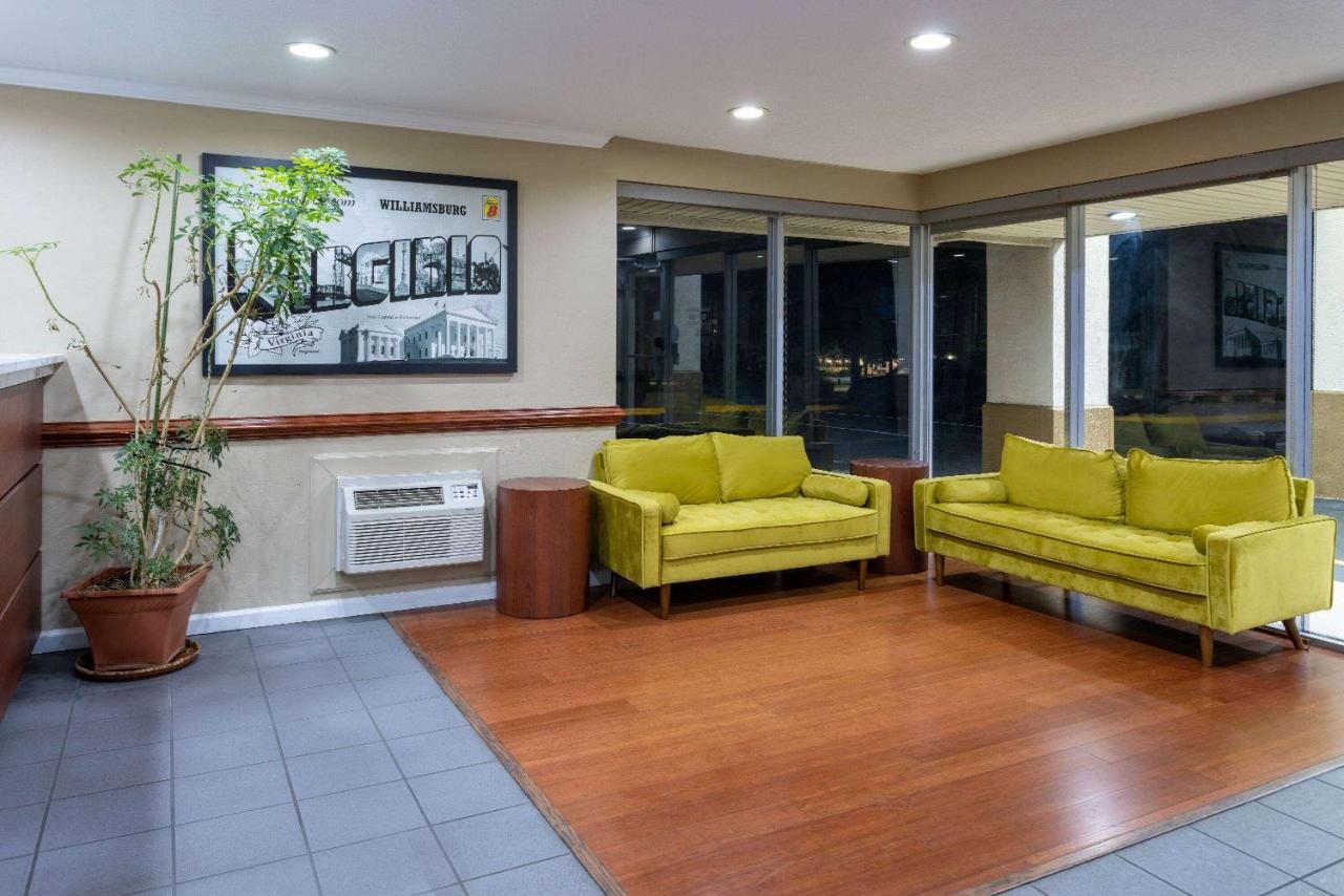 Hotel Super 8 By Wyndham Williamsburg/historic Area *