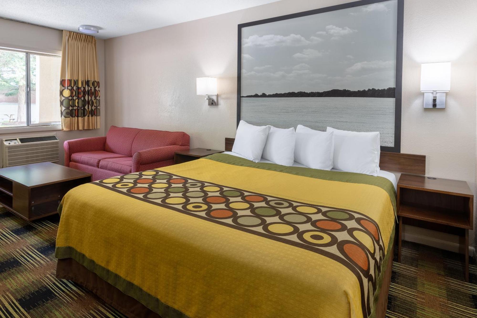 Hotel Super 8 By Wyndham Williamsburg/historic Area